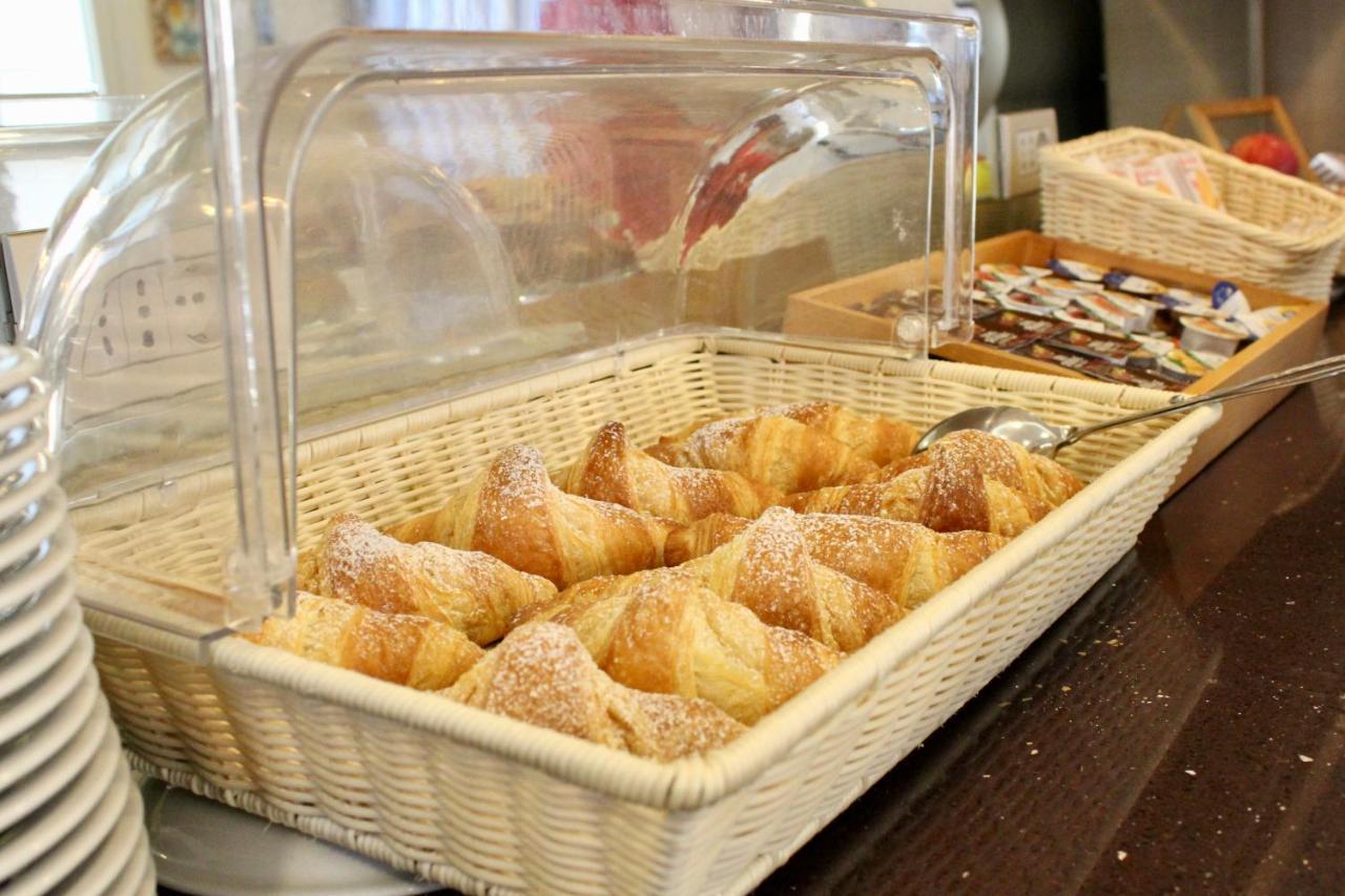Hotel Adigrat 리치오네 외부 사진